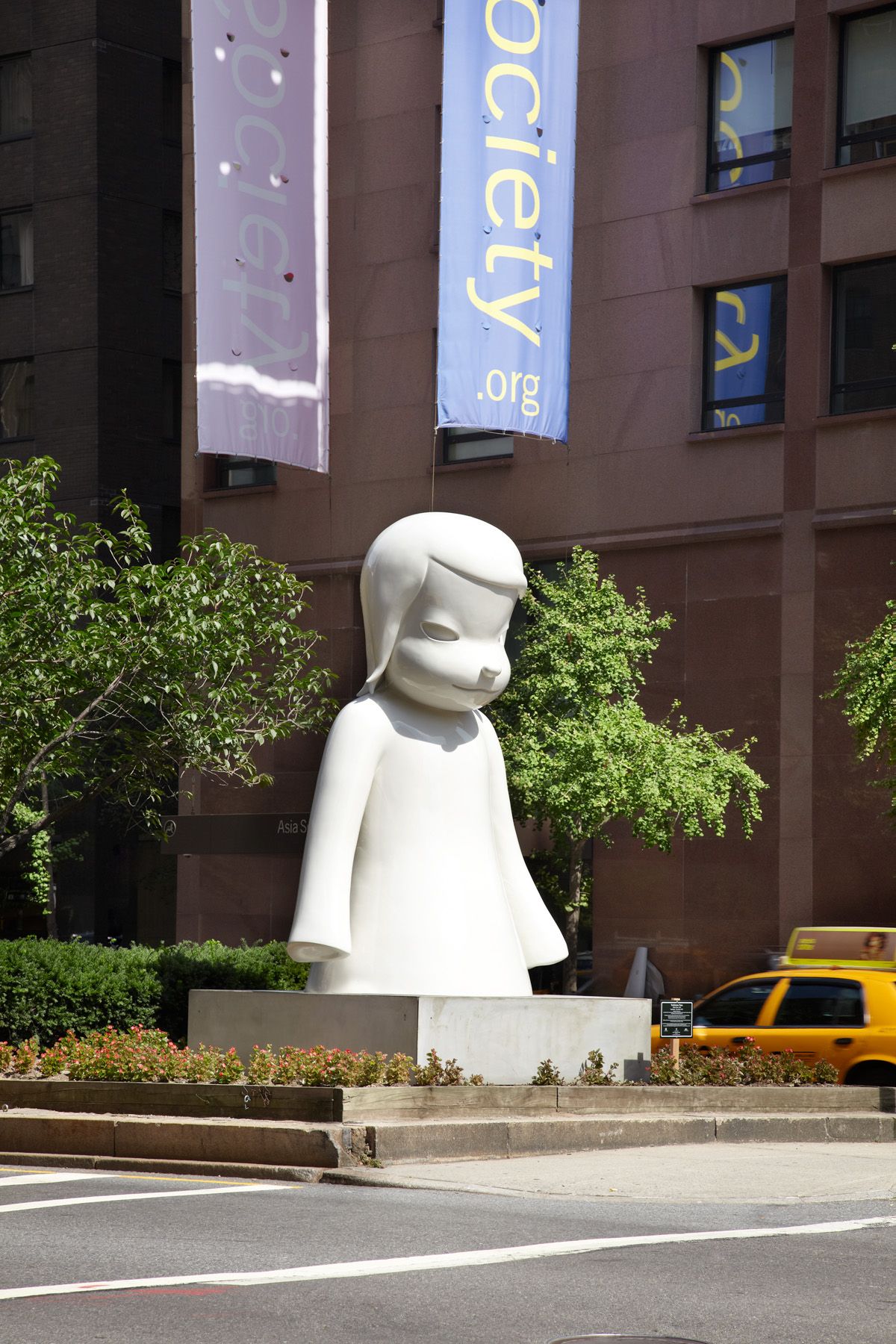 EXH82 - Yoshitomo Nara: Nobody's Fool | YOSHITOMO NARA The Works