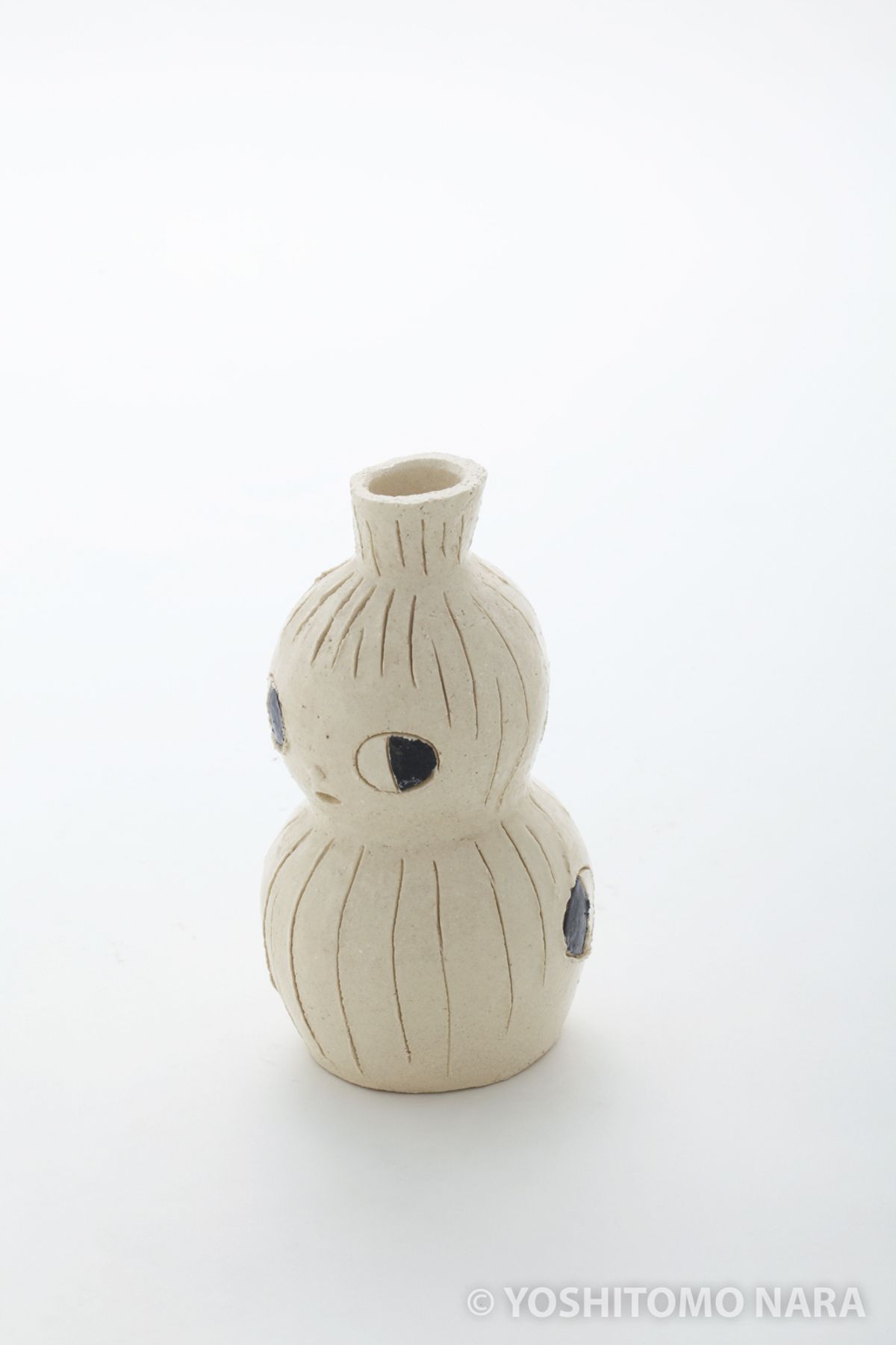 No.YNF5157 - 段々花瓶（小） 2009 | YOSHITOMO NARA The Works