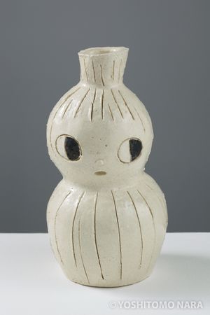 No.YNF5157 - 段々花瓶（小） 2009 | YOSHITOMO NARA The Works